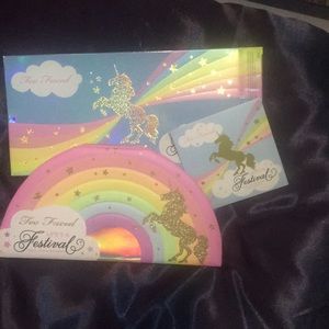 Too Faced Life’s a Festival eyeshadow pallet